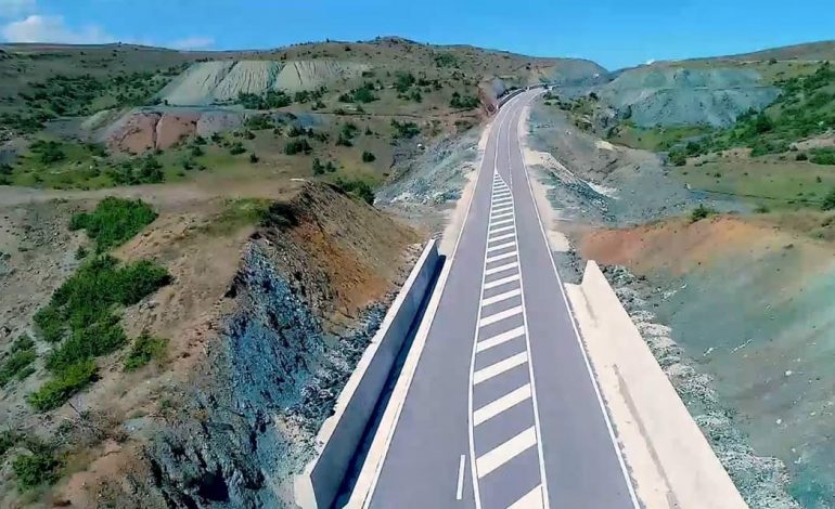 RRUGA KORÇË-ERSEKË/ Inagurohet pjesa e parë. Gjiknuri: Kemi në plan përfundimin e plotë