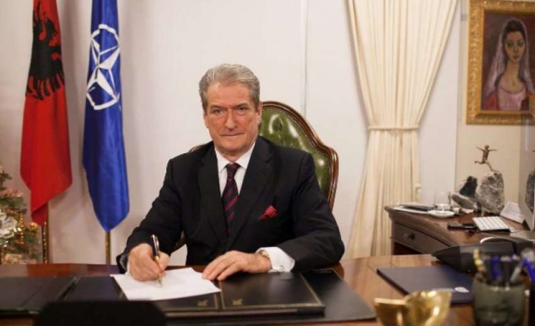 DENONCIMI/ Berisha publikon mesazhin e qytetarit: Situata e arsimit në Kukës alarmante