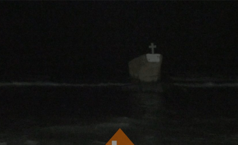 “U NISËN PËR PESHKIM”/ Alarm në det, fundoset një peshkarexhë në Seman