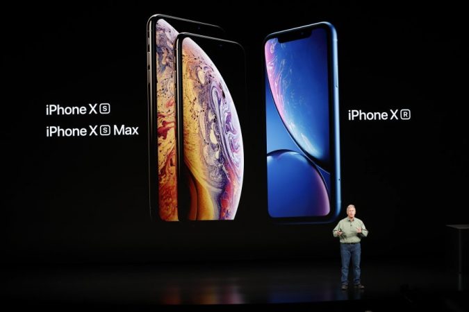 iPHONËT E RINJ/ Huawei “thumbon” Apple-in: Faleminderit që i mban gjërat njësoj