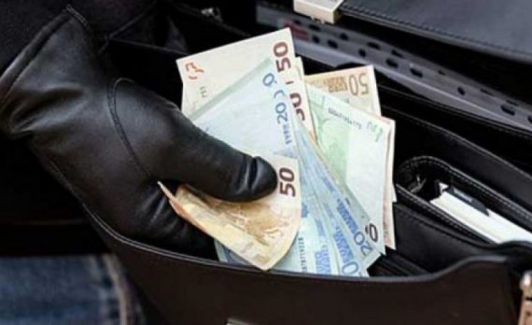 VODHËN 100 MILION EURO SENDE ME VLERË/ Dënohen TRE shqiptarët. Vidhnin banesa duke… (EMRAT)