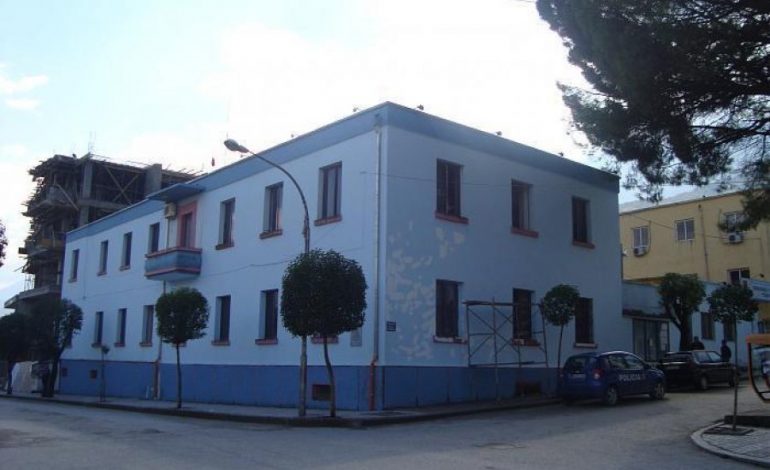 E RËNDË NË PËRMET/ Bie nga shkëmbi, gjen VDEKJEN burri. Dyshohet se e…