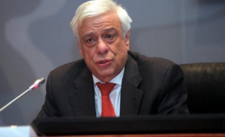 REFERATA PËR NGJARJET E 1943/ Presidenti grek akuza çamëve: Bashkëpunonin me nazistët
