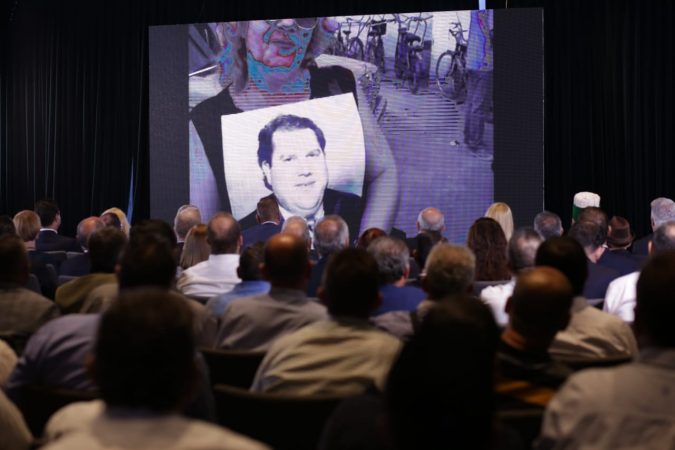 “AZEM TI JE GJALLË”/ Berisha: Ai u vra nga shteti me uniformë, kishte shumë armiq