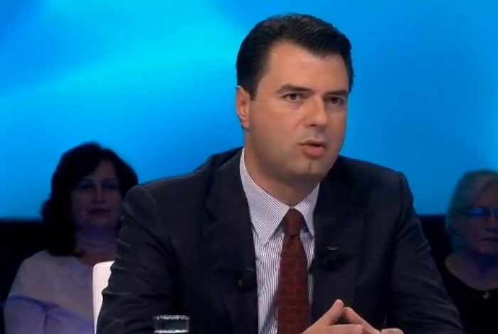 “MË AKUZUAN SE FLIJA GJUMË NË BASHKI”/ Basha në Open: Të mos japësh leje për kulla, do të thotë…