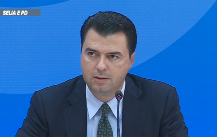 BASHKËBISEDIMI ME GAZETARËT/ Basha: Nuk mjafton vetëm “Vettingu”, duhet aksion politik e popullor