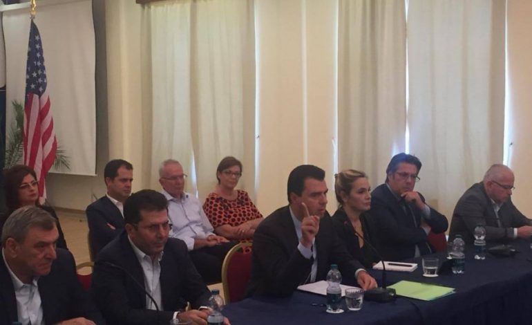 MBLEDHJA NË DURRËS/ Ja kush janë 5 pikat e opozitës të cilat i paralajmëroi Basha
