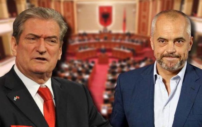Lufta e debateve televizive nis me PËRPLASJE TITANËSH/ Berisha RIKTHEHET tek Fevziu, Eni Vasili starton me RAMËN