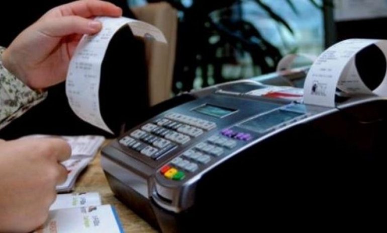 ULET TRE HERË TAKSA/ Lajm i mirë për bizneset me xhiro vjetore 8-14 mln lekë