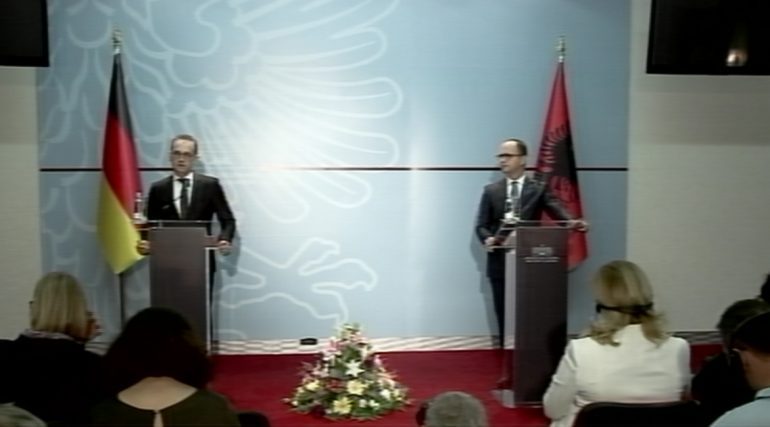 VIZITA E MINISTRIT GJERMAN/ Bushati: Rruga drejt Bashkimit Europian, jo e lehtë