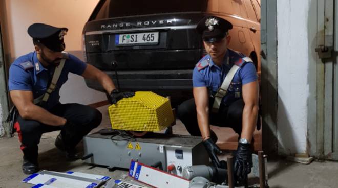 KAPET 46 VJEÇARI NË ITALI/ Zbulohet “streha” e shqiptarit. Mbante armë, sende të vjedhura dhe…