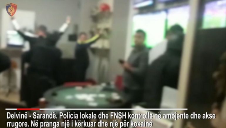 “BLINDOHET” SARANDA/ Policia dhe FNSH në aksion, kapen 2 të kërkuar për vjedhje dhe…(VIDEO+EMRAT)