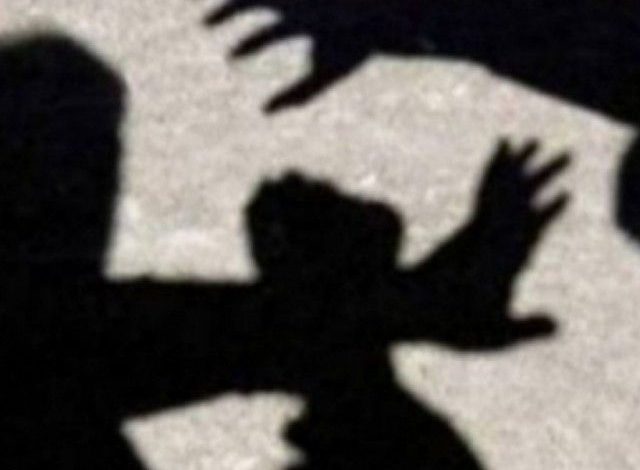 NDODH NË ELBASAN/ Djali 4I vjeç RREH babain e tij. I moshuari e denoncon dhe…