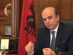 BIZNESET E VOGLA/ Panariti: Qeveria po I bën favore një grushti sipërmarrësish të mëdhenj