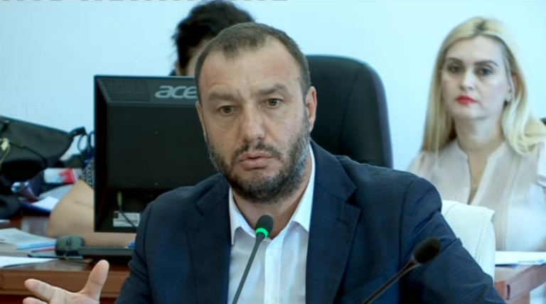 DEBATI PËR TEATRIN/ Kuvendi dakordësi me Presidencën pranohet dekreti