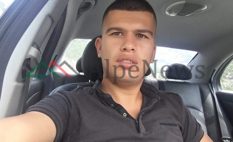 I VURI TRITOLIN SHTYLLËS SË TENSIONIT/ Kush është 20 vjeçari nga Kukësi që… (FOTO)