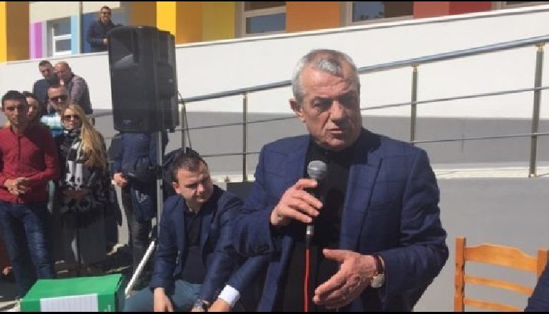 FILLIMI I SHKOLLËS/ Ruçi: Një vit të mbarë ju mësuesë dhe kolegë