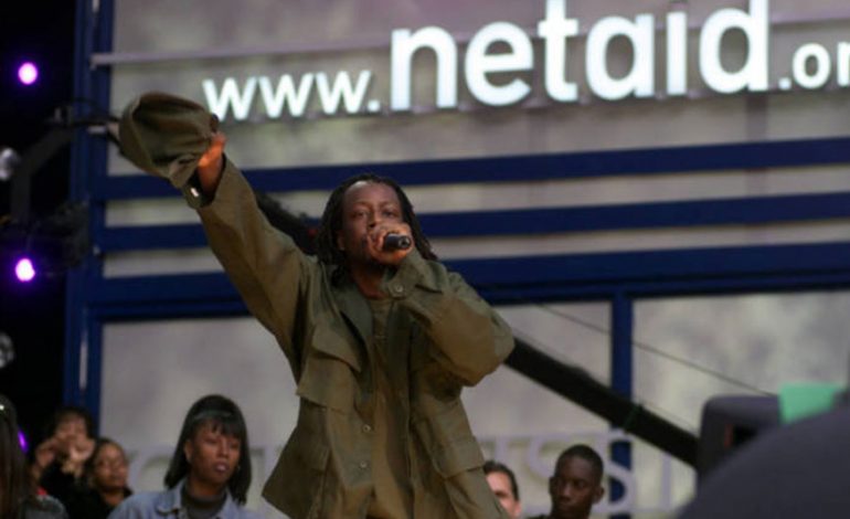 TË DREJTAT E AUTORIT/ Shakira dhe Wyclef nxisin europarlamentarët që të votojnë kundër projektligjit