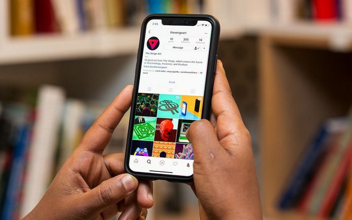 RISIA E INSTAGRAM/ Lehtëson komentet me “emoji”
