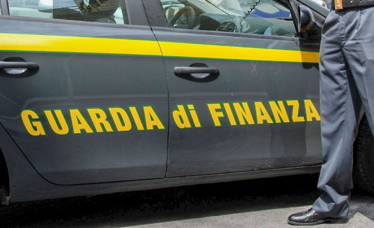“300 GRAM LËNDË NARKOTIKE”/ Kapen dy të rinjtë “transportues” në Itali, njëri prej tyre shqiptar