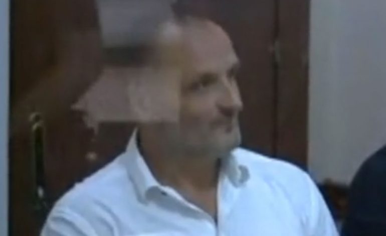ÇËSHTJA KUNDËR IZET HAXHISË SËRISH NË NGËRÇ/ Drejt tërheqjes trupa gjykuese