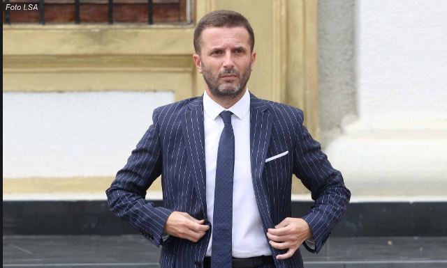 “BELLA CIAO”/ Erion Braçe e nis shtatorin i frymëzuar nga Morandi: Jetoje jetën si një partizan! (VIDEO)
