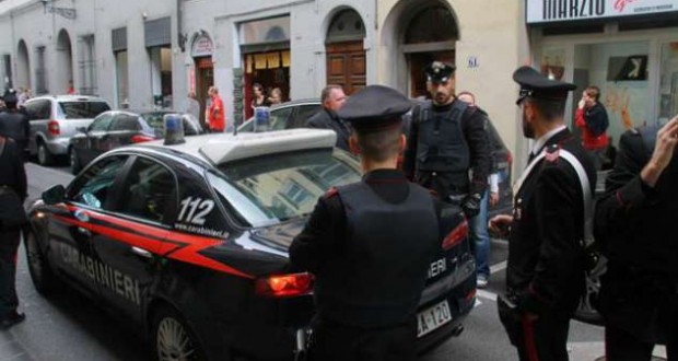 KONTROLLET NGA POLICIA/ Kapen dy shqiptarët në Milano. Mbanin kokainë, armë zjarri dhe…