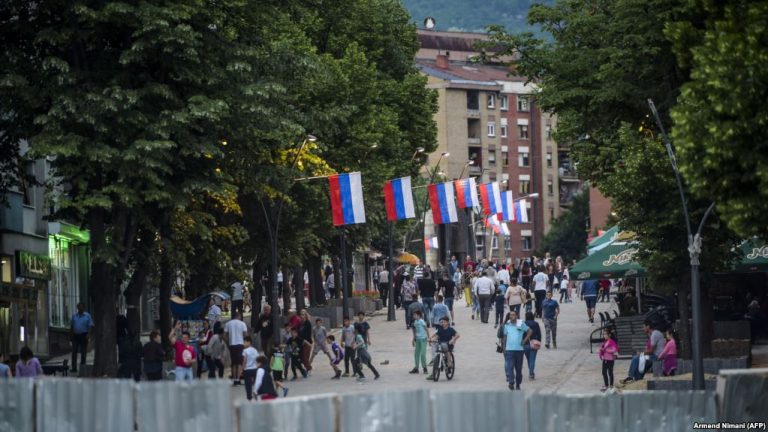 RISHIKIMI I KUFIJVE/Serbët e Kosovës gati të presin presidentin Vuçiç