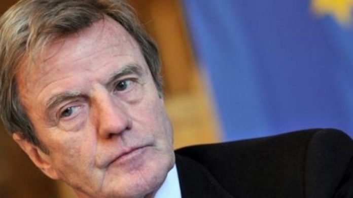 MARRËVESHJA MES KOSOVË DHE SERBISË/ Kouchner: Korrigjim të kufirit do ishte “përfundim i luftës”