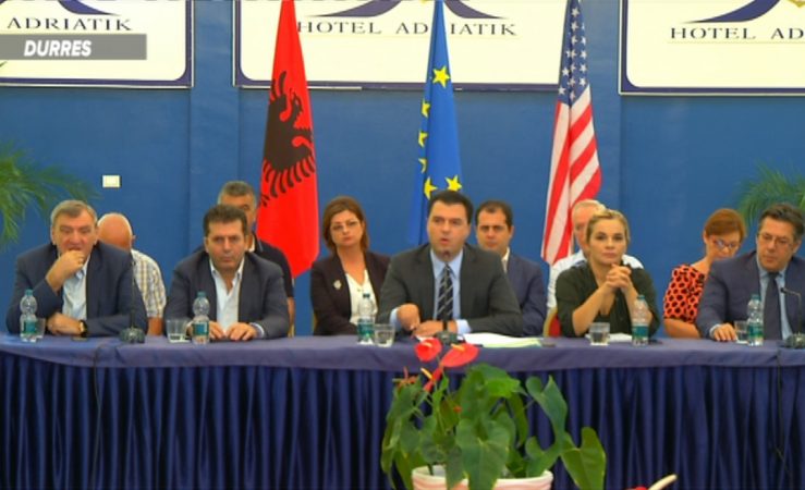 MBLEDHJA NË DURRËS/ Mesazhi drejt Ramës, Basha flet me emra: Nga Dako, tek Balla e Çyrbja
