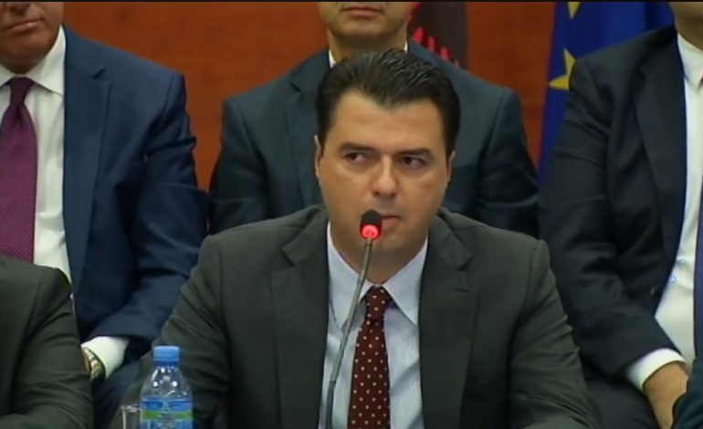 “PASTRIMI I PARAVE TË DROGËS”/ Paralajmërimi i Bashës: Kemi fakte tronditëse