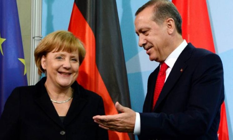 VIZITA NË BERLIN/ Merkel ia thotë troç Erdoganit: Mes nesh ka dallime të mëdha