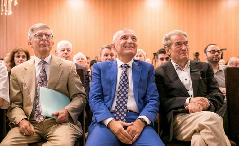 META NË KRAH TË BERISHËS/ Ja mesazhi që jep për demokracinë (FOTOT)