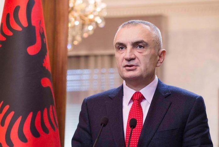 PRESIDENTI “E NDRIT” VENDIN/ Meta fton kryebashkiakun e Napolit me italishten “perfekte”