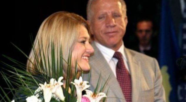 U PËRFOL SI NEGOCIATORE ME SERBINË/ Kryetarja e partisë “ALTERNATIVA”, Kusari-Lila: Nuk merrem me Thaçin!