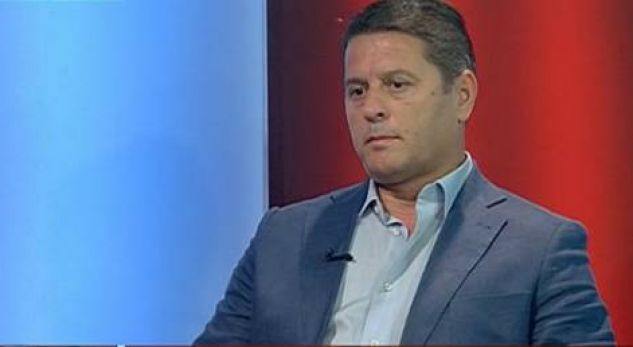 DEPUTETI IRONIZON OPOZITËN/ Ndreu: Më shumë ç’akordohet mendërisht kur një problem zgjidhet, sesa kur është i pazgjidhur