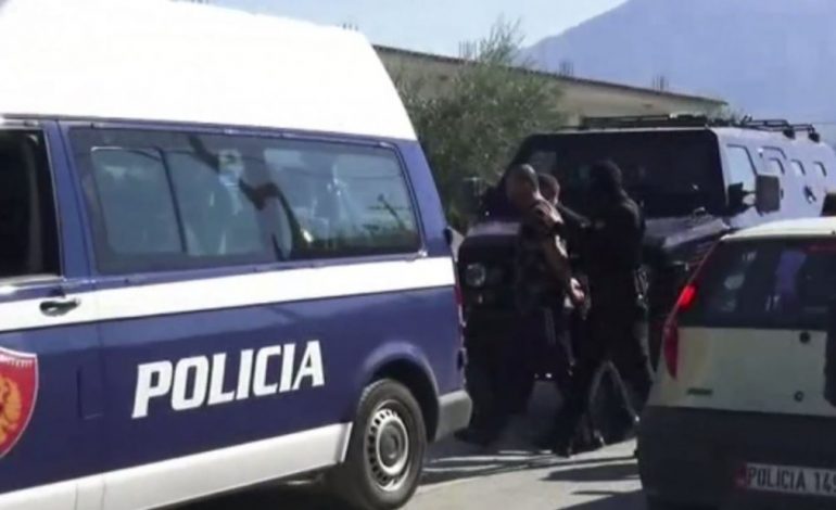 “TË FORTIT” NË NIKËL/ Katër persona lihen në burg nga gjykata, një tjetër në arrest shtëpie
