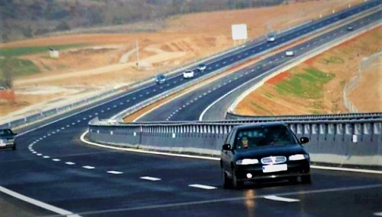 RRUGA E KOMBIT/ Fillon sot pagesa. Ja sa do të jetë tarifa për çdo automjet