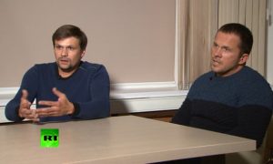 Dokumentet tregojnë se të dyshuarit e Salisbury kanë lidhje me ministrinë ruse të mbrojtjes
