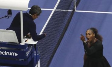 TRI SHKELJE GJATË TURNEUT/ Serena Williams gjobitet me 17 mijë dollarë