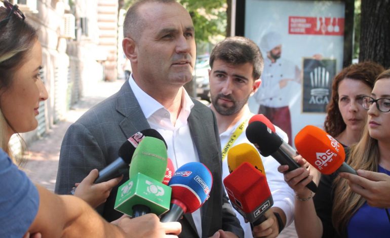 KONFERENCA E KRYETARËVE NË KUVEND/ Deputeti i PS: Ja pse e shtymë për në seancën e datës 20