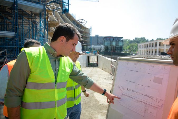 ÇËSHTJA E TEATRIT/ Veliaj: Godina e re, një “vatër” ekonomike si stadiumi “Arena Kombëtare”