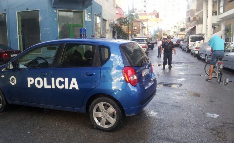 AKSIDENTIMI I TË MITURËS PËR VDEKJE/ Familjarët e vajzës pesë vjeçare sërish në protestë (FOTO)
