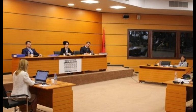 “SITA” E VETTINGUT/ Përse ka “ngecur” procesi, çfarë pritet të ndodhë deri në 20 shtator
