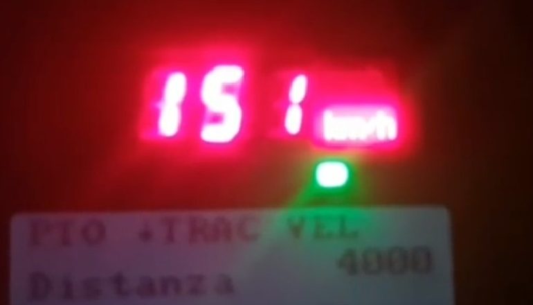 “ME 151 KILOMETRA NË ORË”/ Si u ndëshkuan 23 shoferë nga policia rrugore (VIDEO)