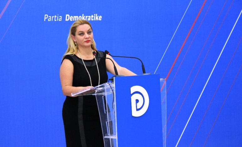 KËRCËNIMI ME ARMË DREJT GAZETARIT/ Vokshi: Asnjë institutcion nuk ka reaguar, me urdhër të prokurorisë agresori…