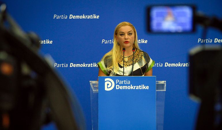 VITI I RI SHKOLLOR/ Vokshi: Nikolla shkeli ligjin, arsimi sot është në ditën më të zezë