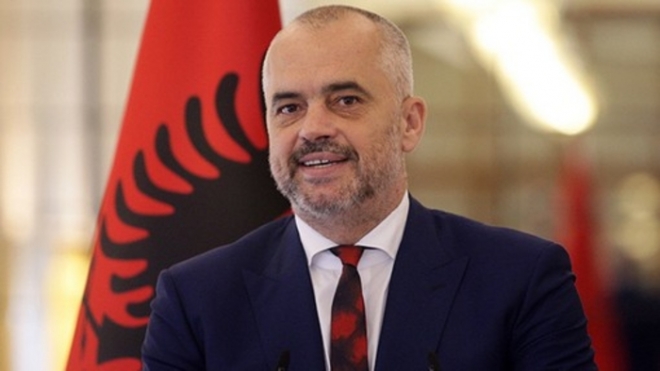 MOZAIKU NË ELBASAN/ Rama publikon pamjet: Një tjetër punë e mirë dhe e bukur (VIDEO)