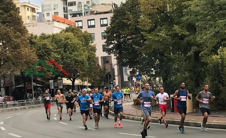 MARATONA E TIRANËS/ Vijon garimi i rreth pesë mijë pjesëmarrësve (FOTO+VIDEO)