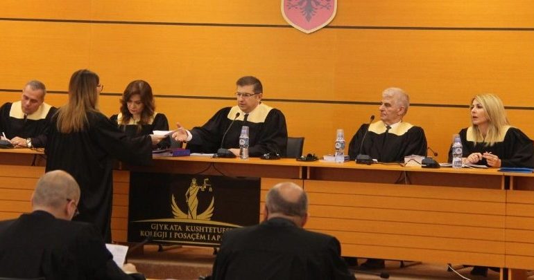 “IU NDËRPRE “VETTINGU” NGA KPK”/ Komisioneri Publik ankimon vendimin për Valbona Balën
